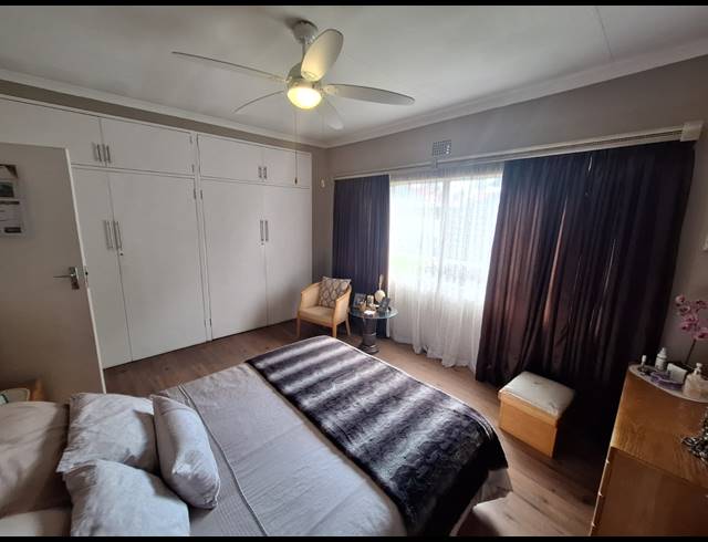3 BEDROOM HOUSE FOR SALE IN VANDERBIJLPARK SE 2